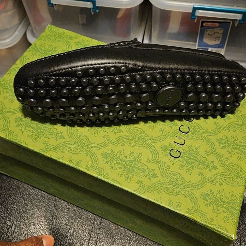 AUTHENTIC GUCCI LOAFERS